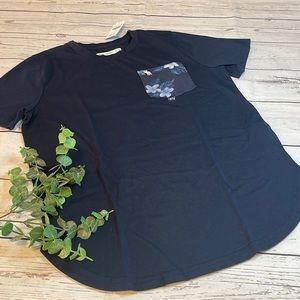 Abercrombie girls tshirt